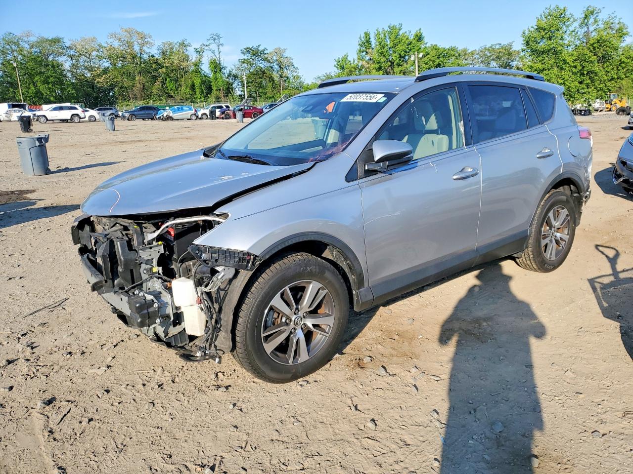 Salvage Toyota RAV4 Image
