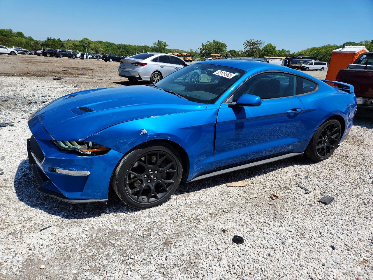 Salvage Ford Mustang Image