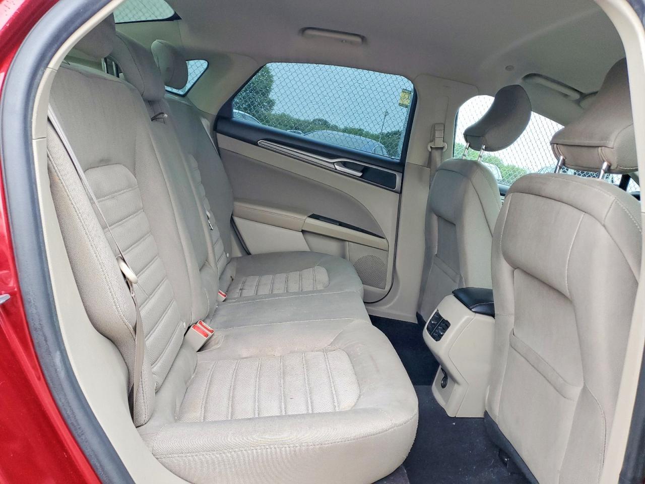 Ford Fusion Se