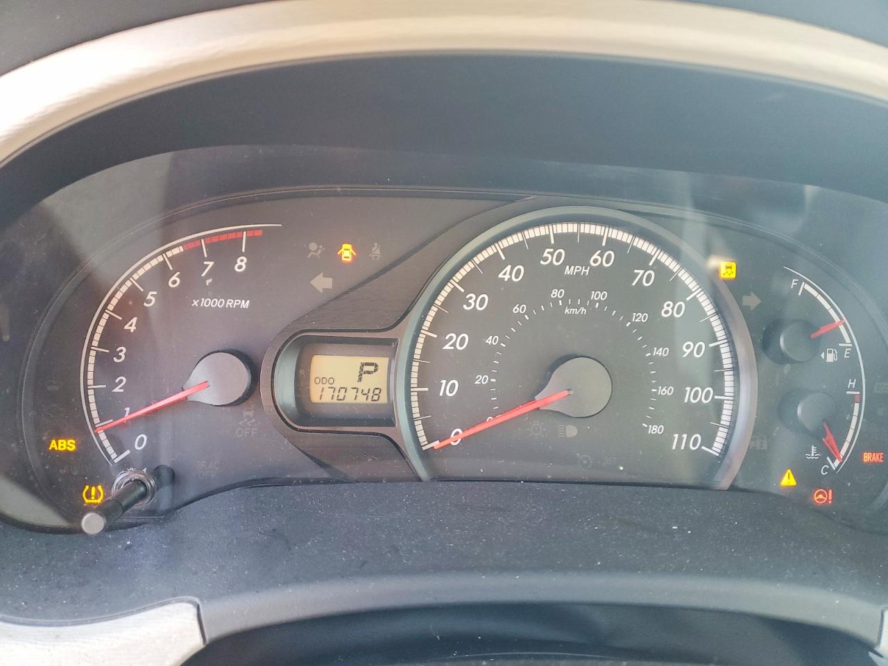 Toyota Sienna Le 8-passenger