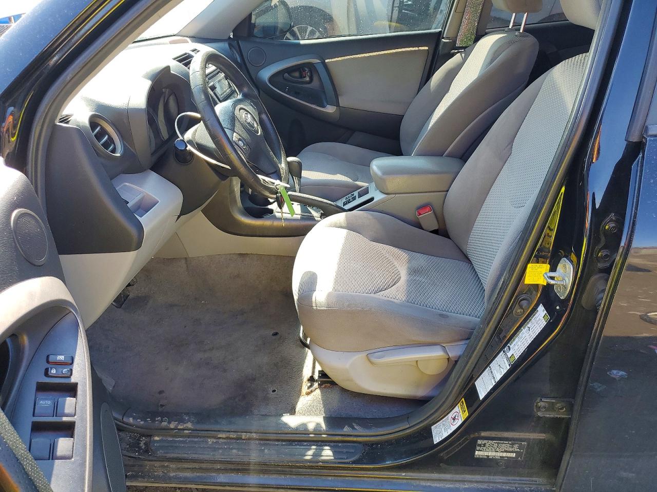 Toyota RAV4 Base