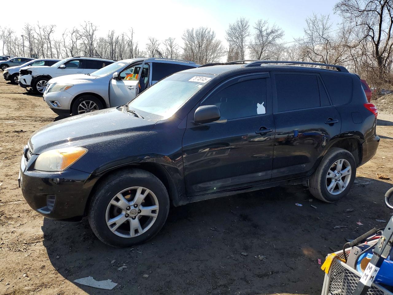 Salvage Toyota RAV4 Image