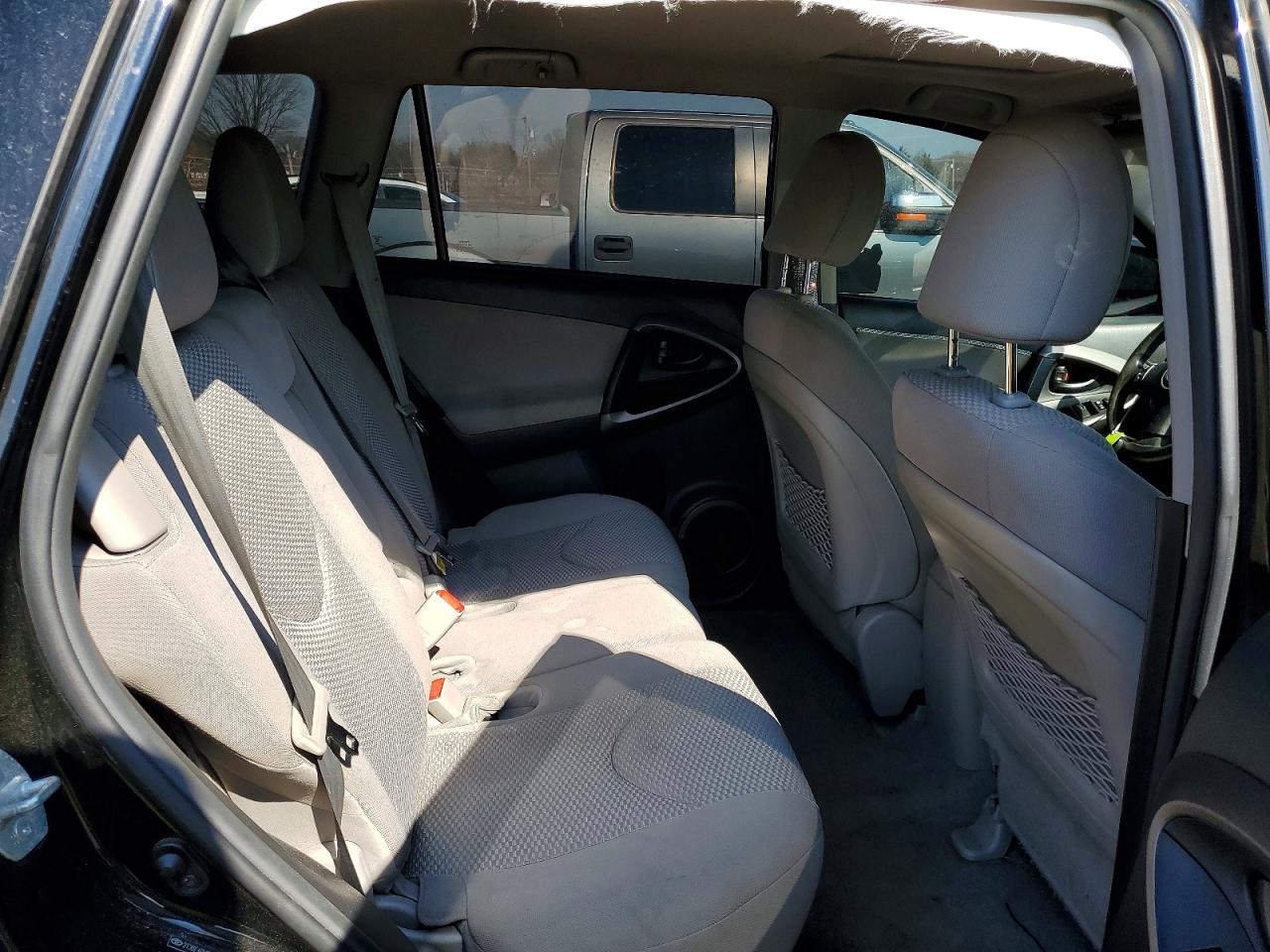 Toyota RAV4 Base
