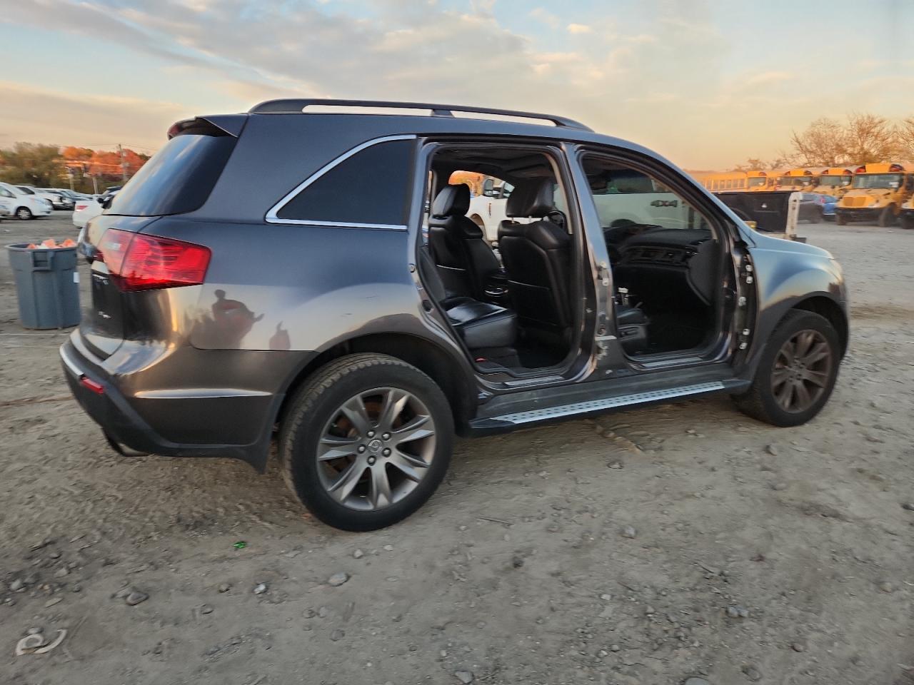 Acura MDX Advance