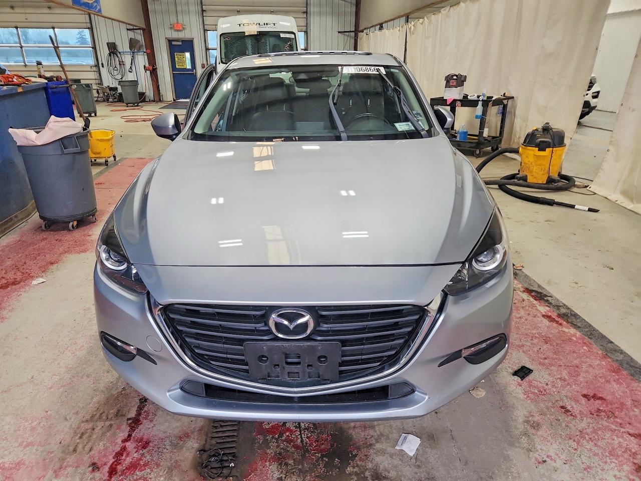 Mazda 3 Touring