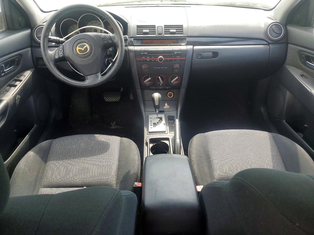 Mazda 3 I