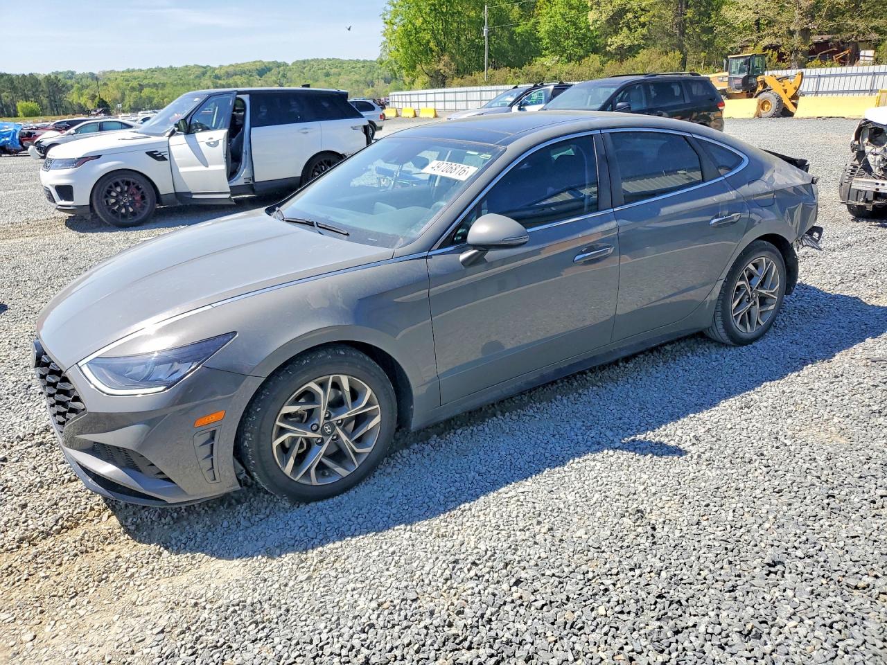 Salvage Hyundai SONATA Image