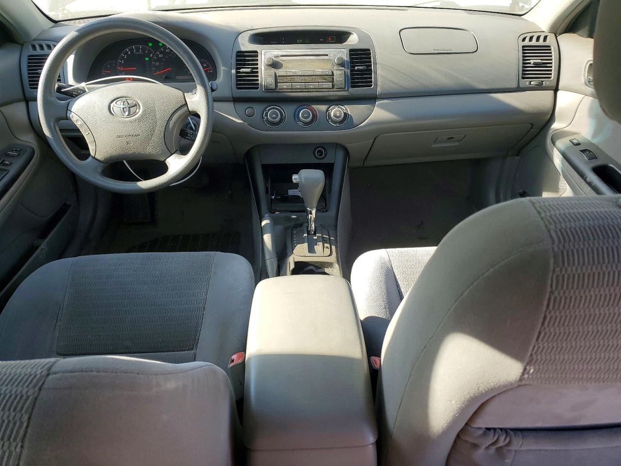 Toyota Camry Standard