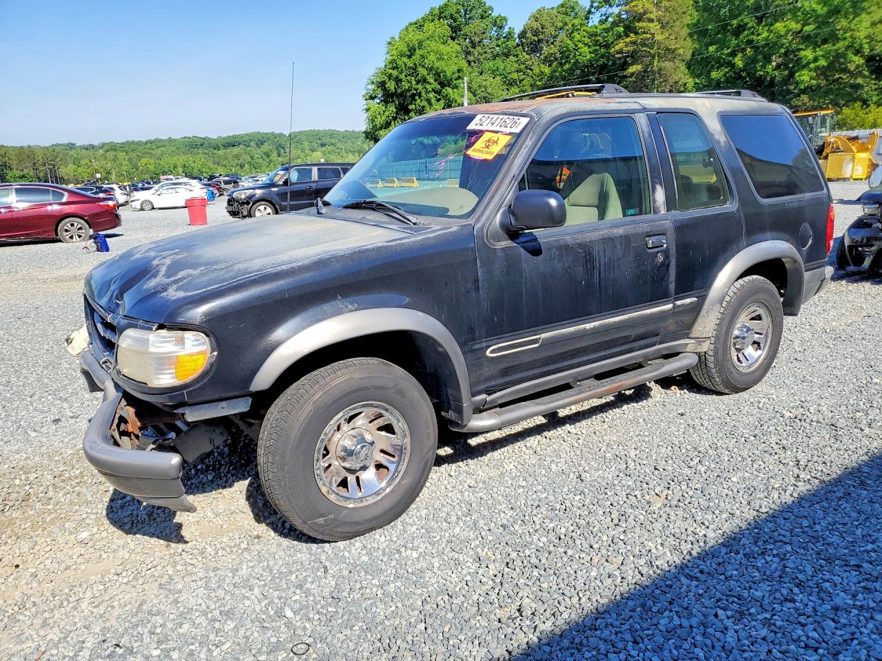 Salvage Ford Explorer Image