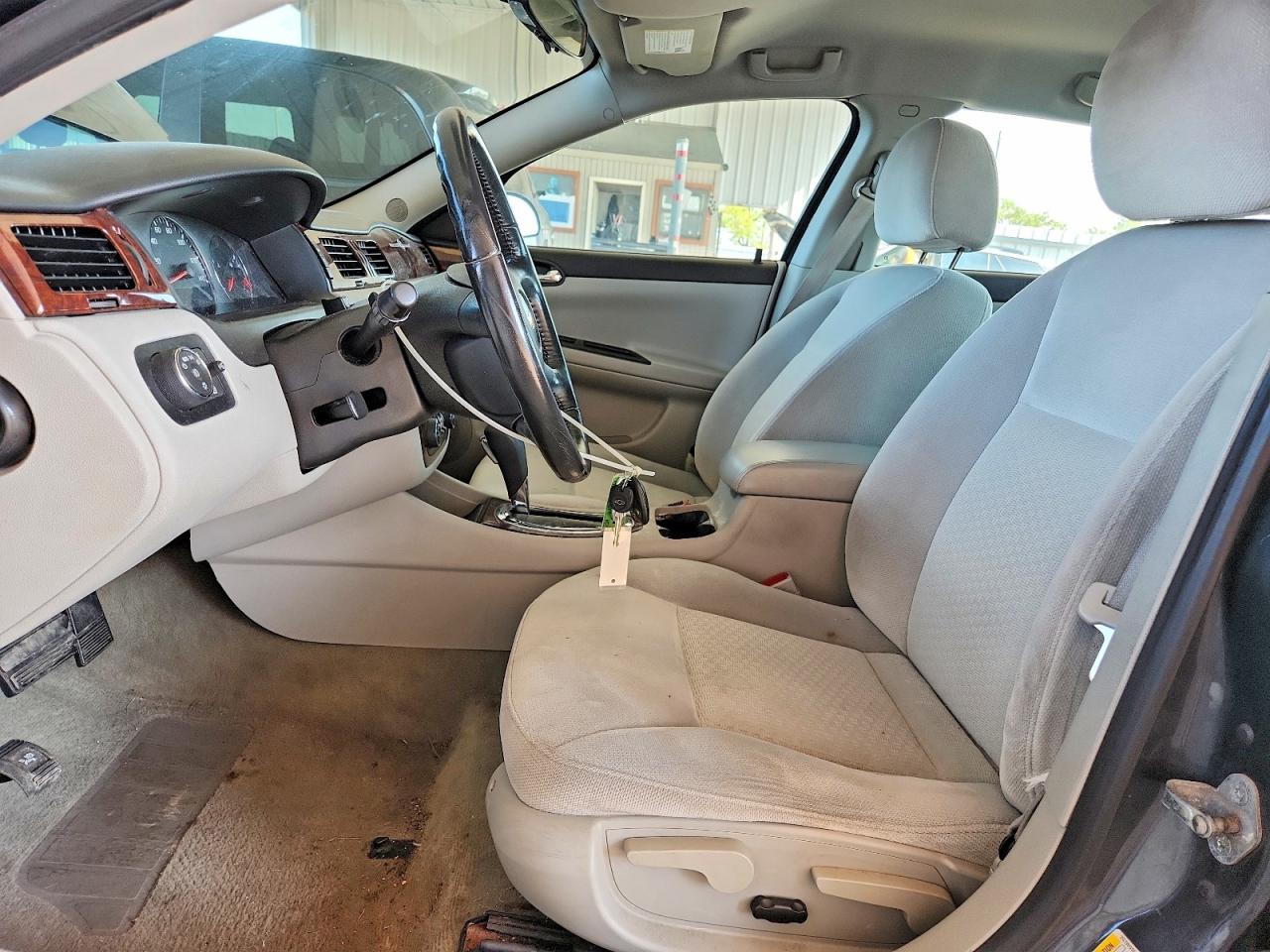 Chevrolet Impala Lt