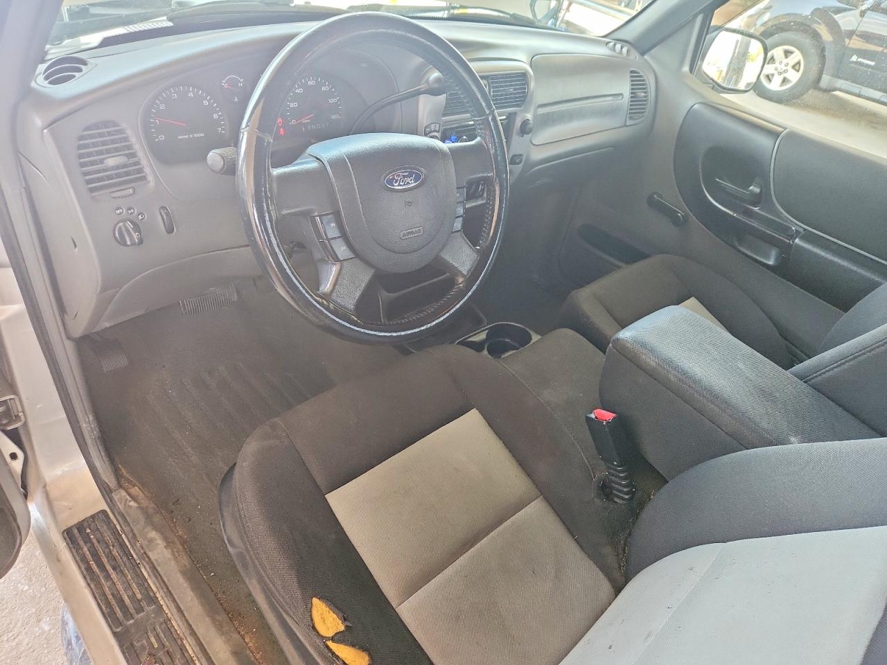 Ford Ranger Super Cab