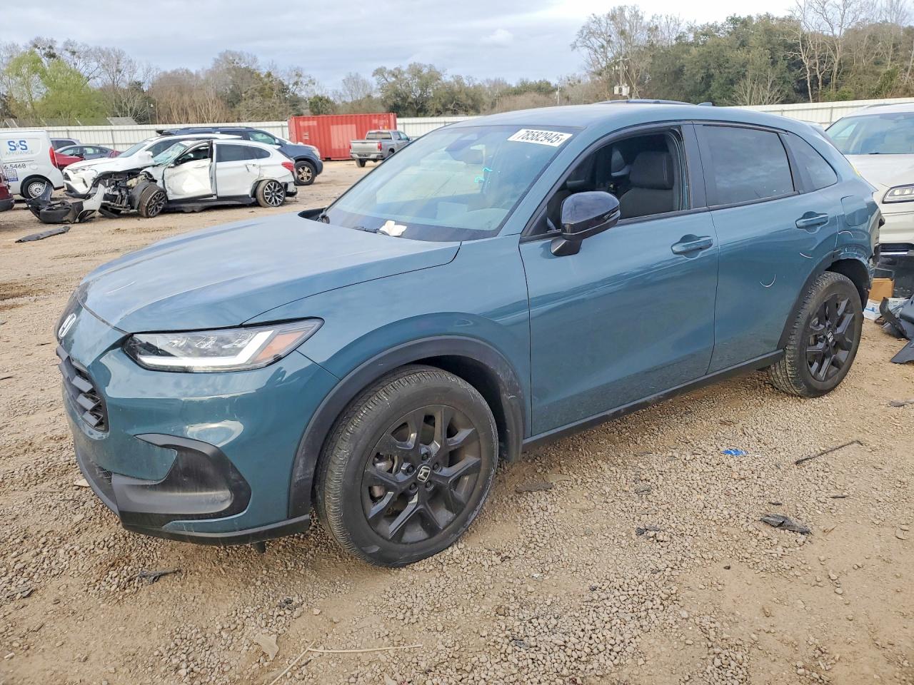 Salvage Honda HR-V Image