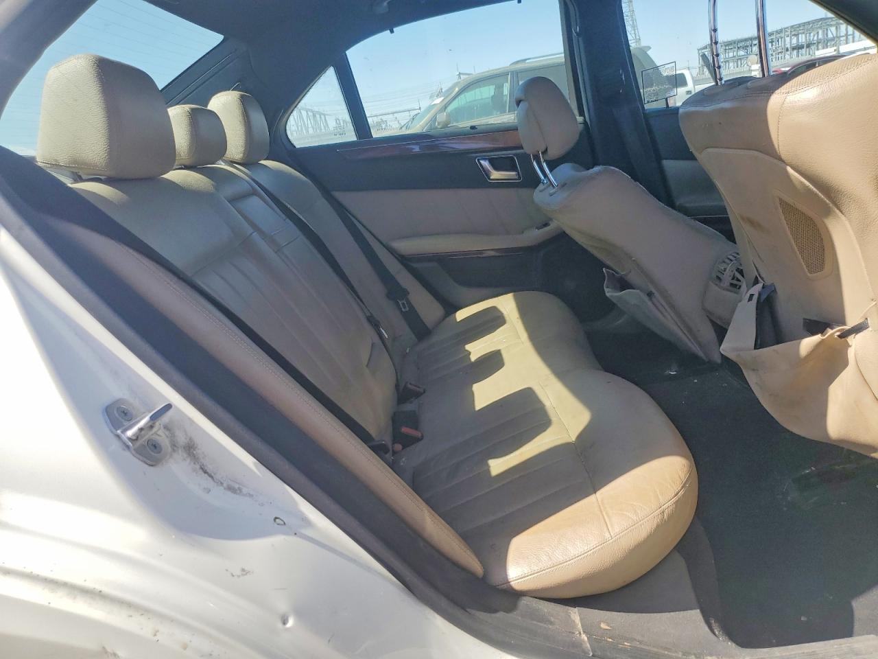 Mercedes-Benz E-Class 350