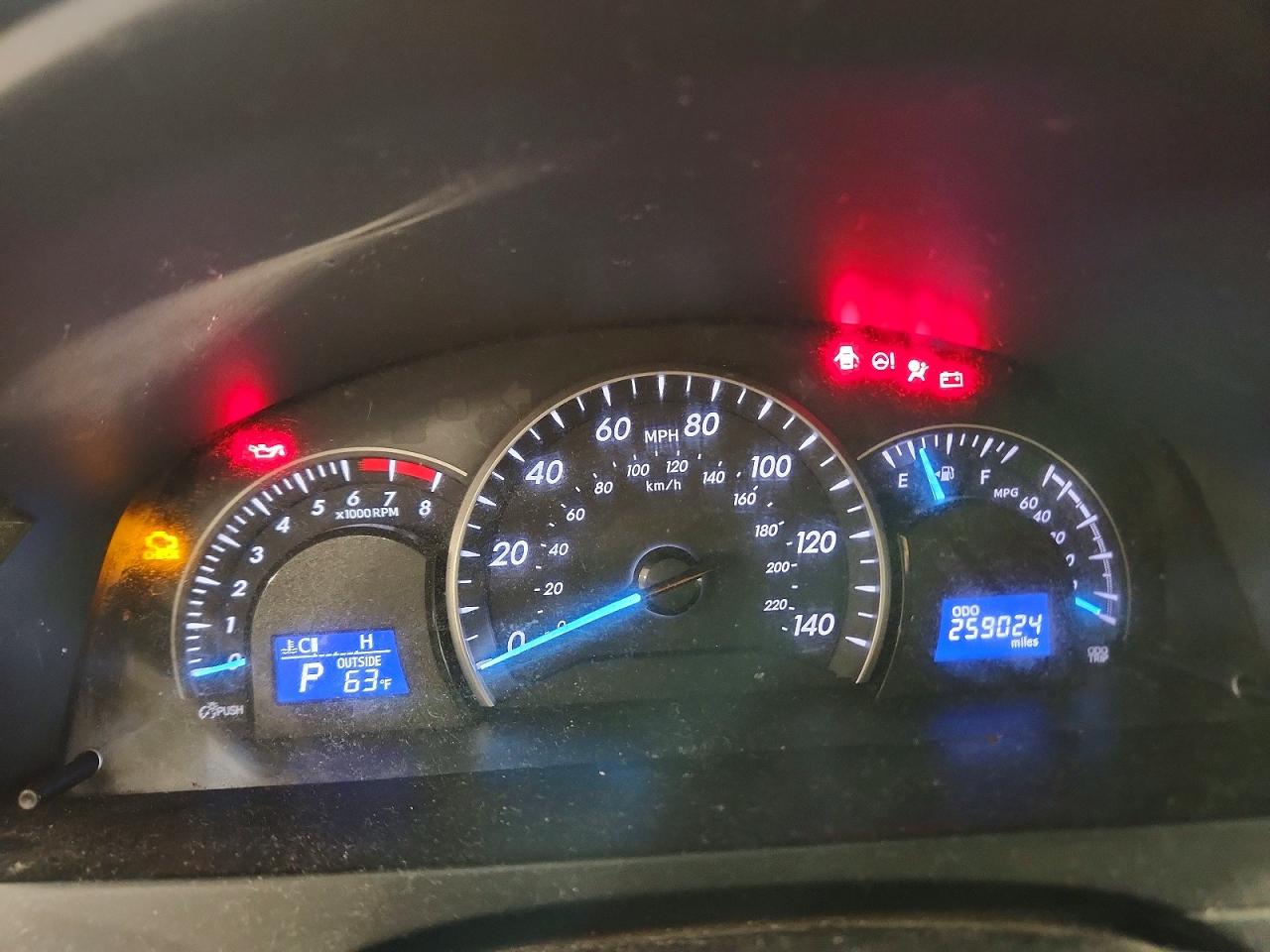 Toyota Camry Le