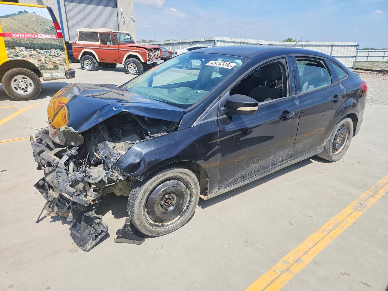 Salvage Ford Focus Image