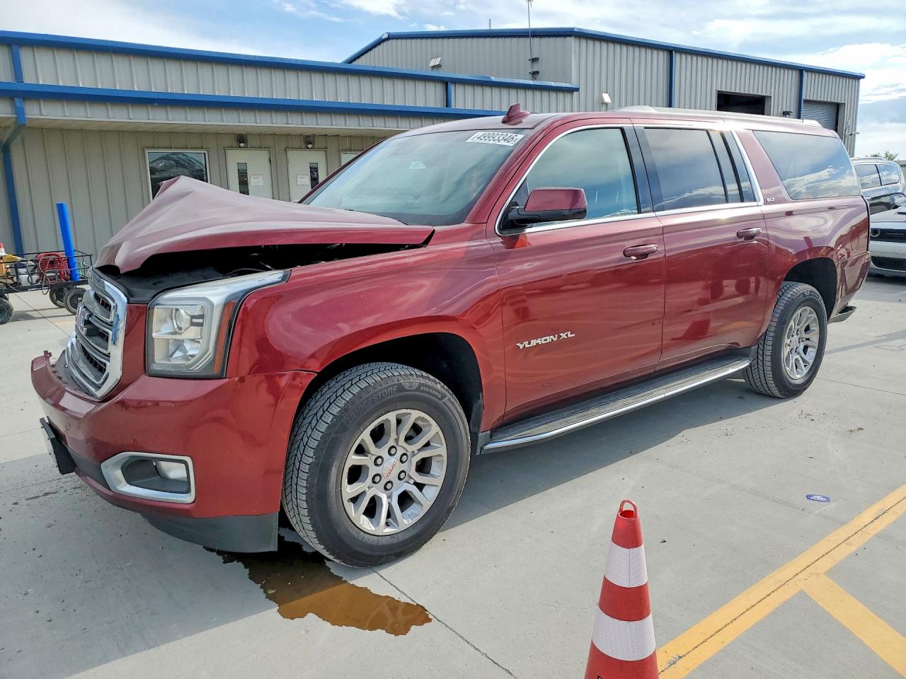 Salvage GMC Yukon Image
