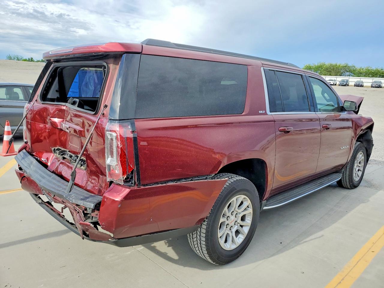 GMC Yukon K1500 Slt