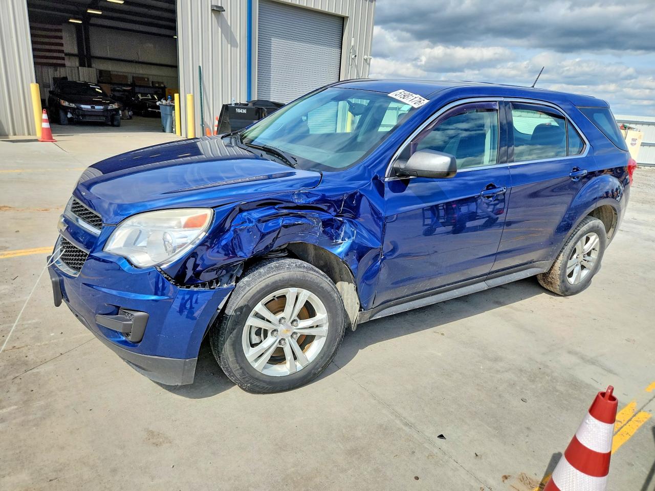 Salvage Chevrolet Equinox Image