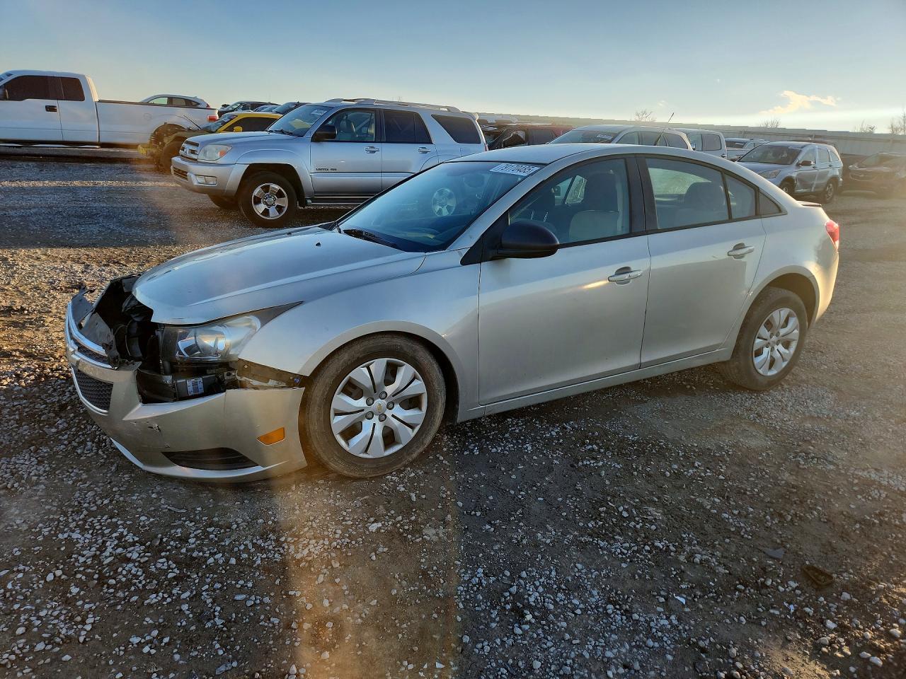 Salvage Chevrolet Cruze Image