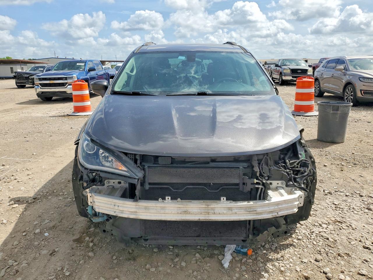 Chrysler Pacifica Touring L Plus