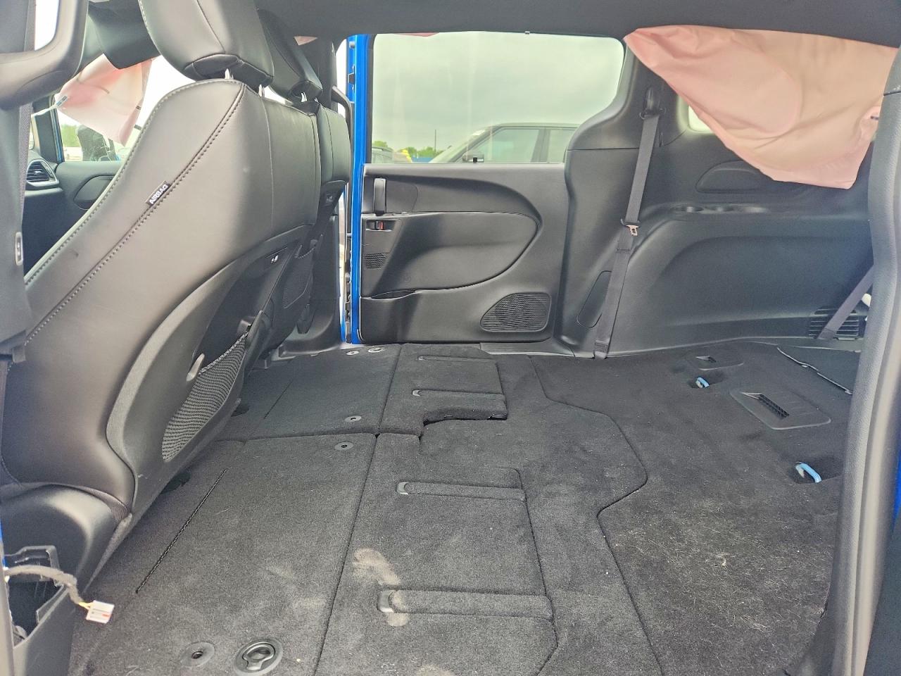 Chrysler Pacifica Select