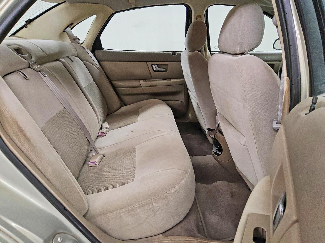 Ford Taurus Se