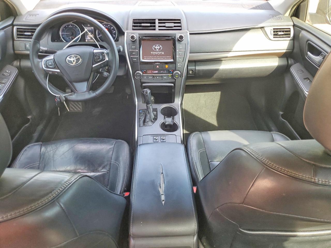 Toyota Camry Xle
