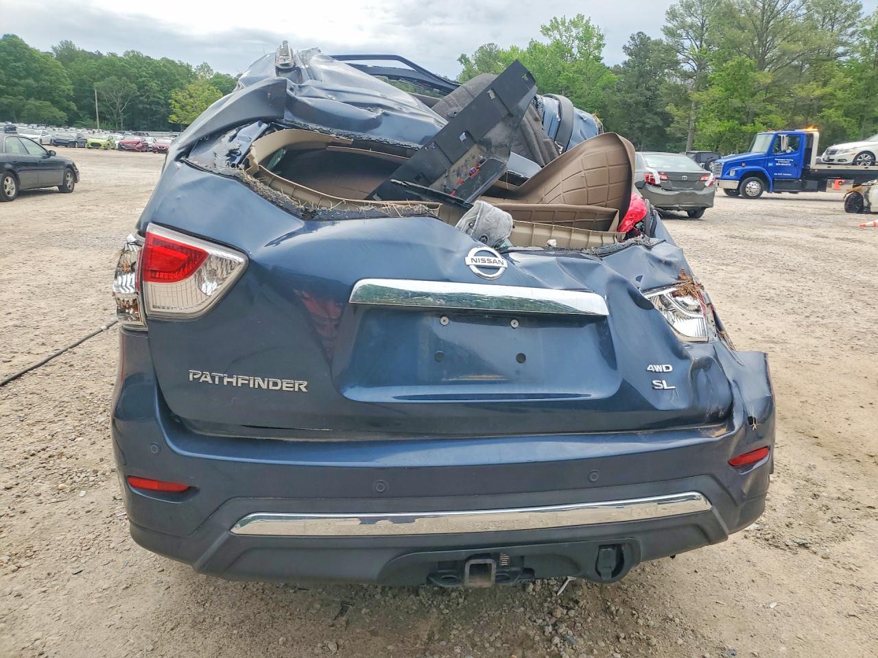 Nissan Pathfinder Sl