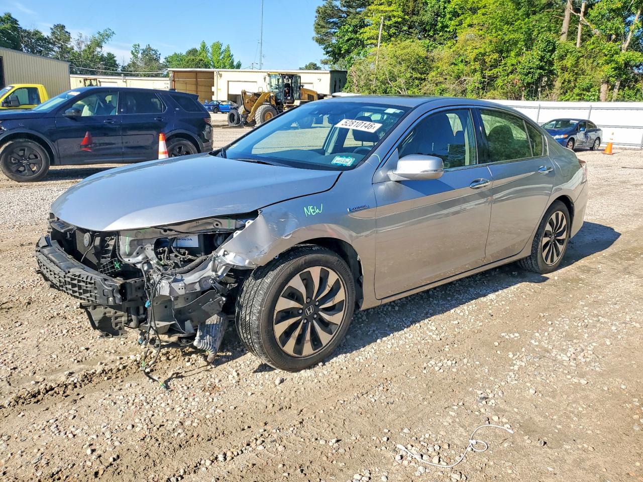 Salvage Honda Accord Image