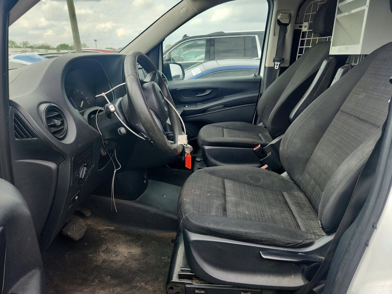 Mercedes-Benz Metris