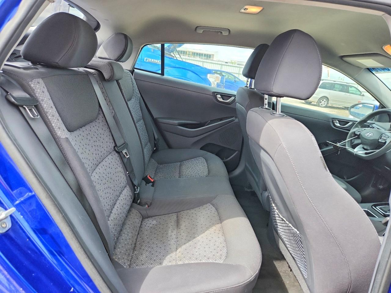 Hyundai Ioniq Blue
