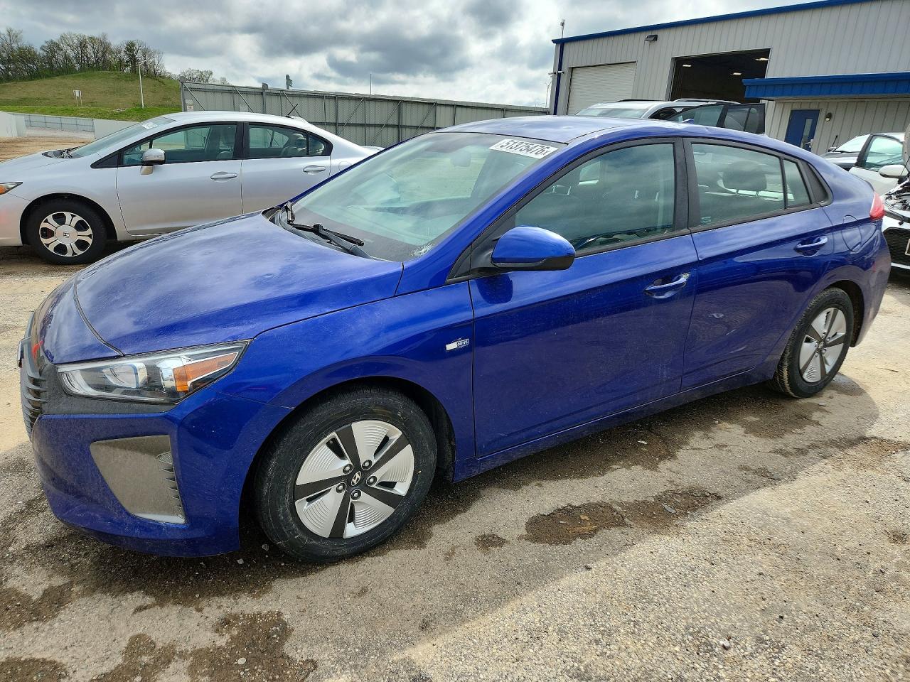 Salvage Hyundai Ioniq Image