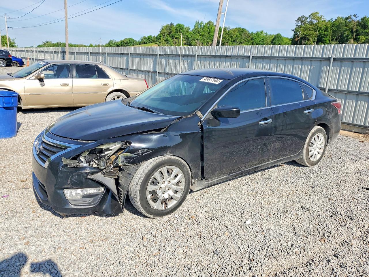 Salvage Nissan Altima Image