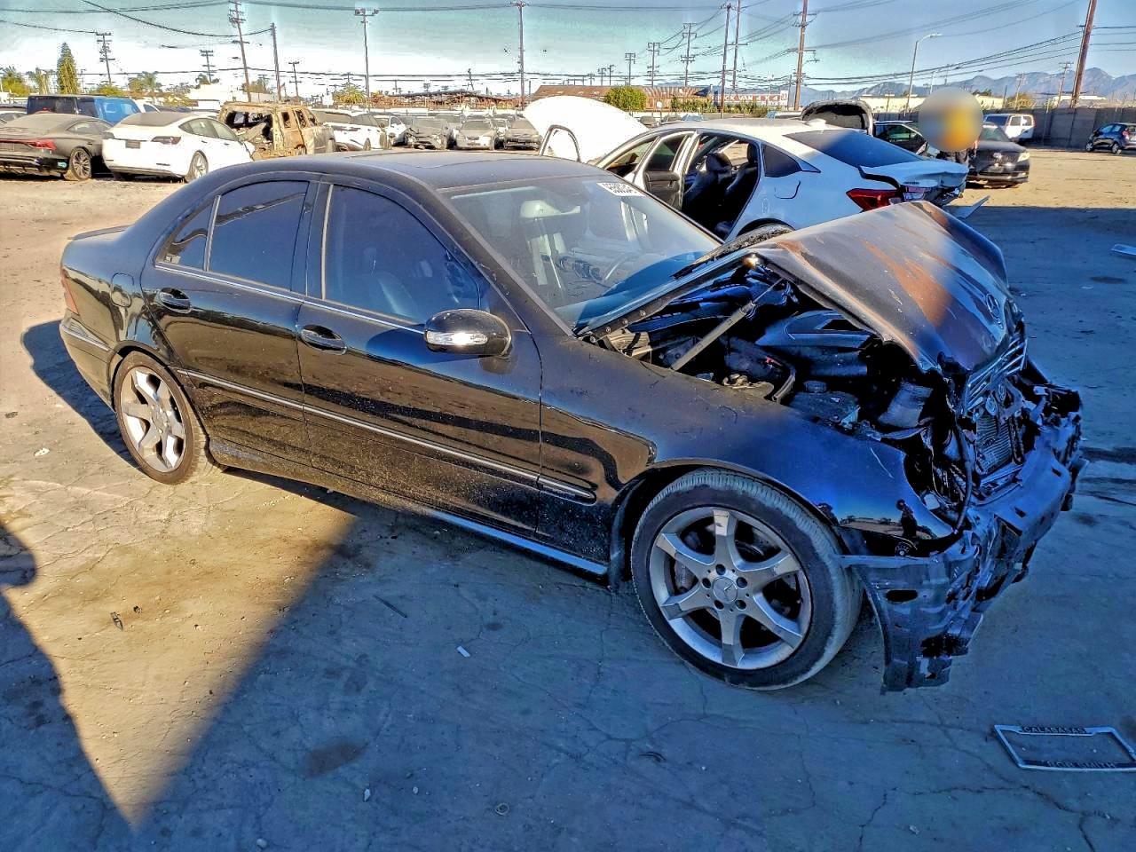 Mercedes-Benz C-Class 230