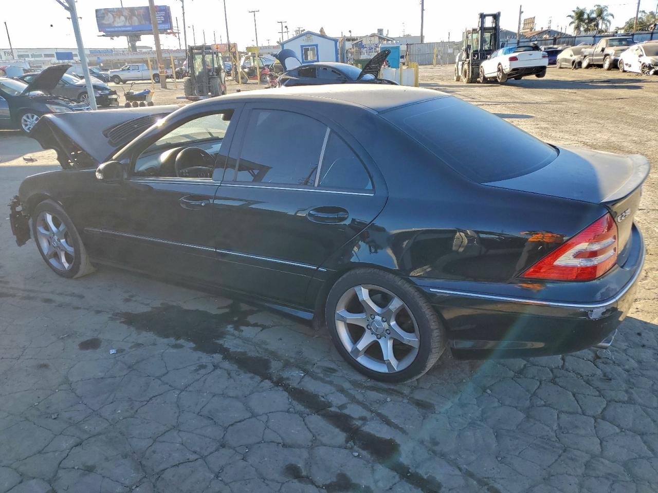 Mercedes-Benz C-Class 230