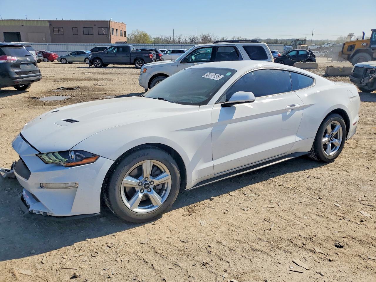 Salvage Ford Mustang Image