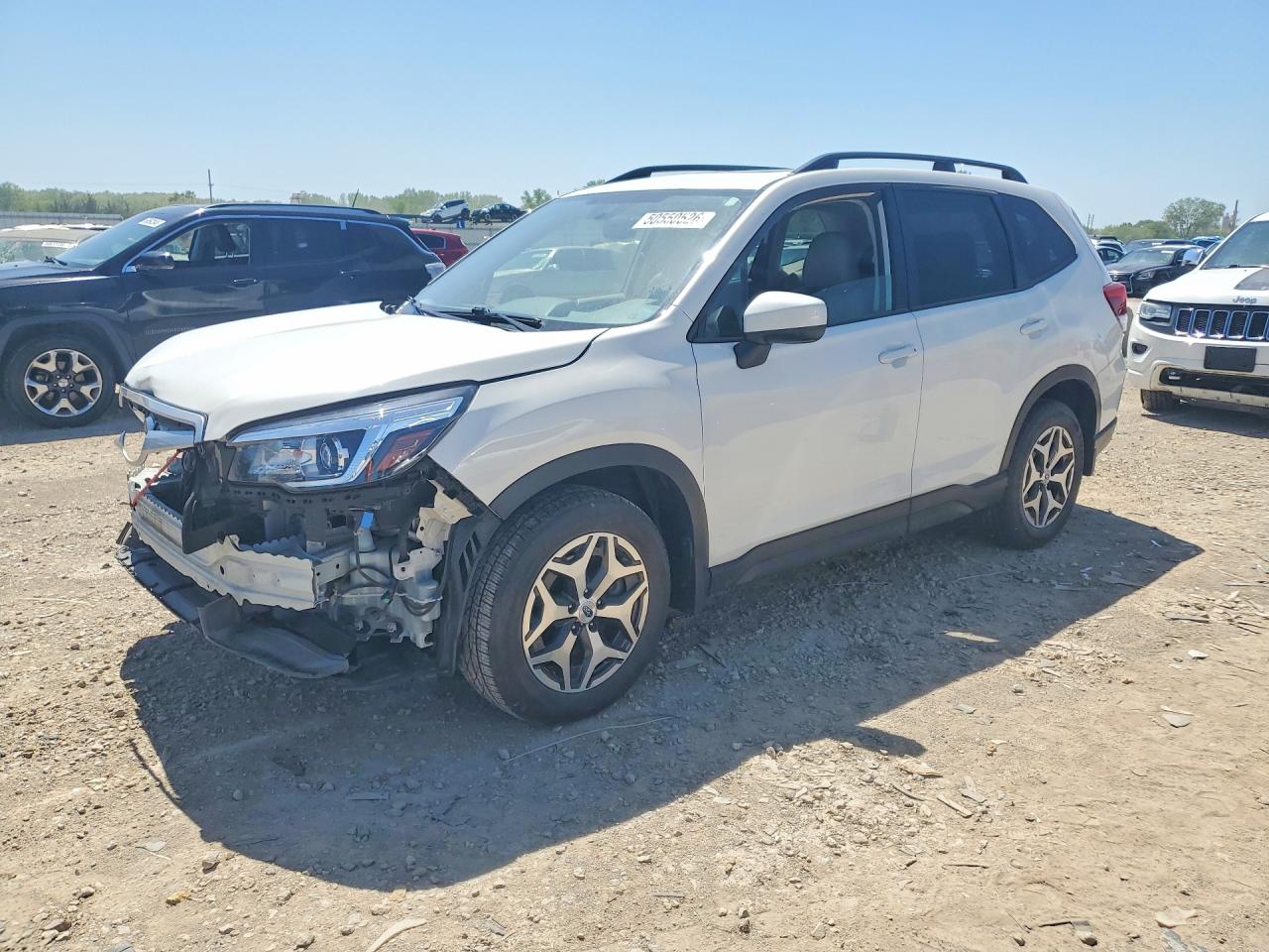 Salvage Subaru Forester Image