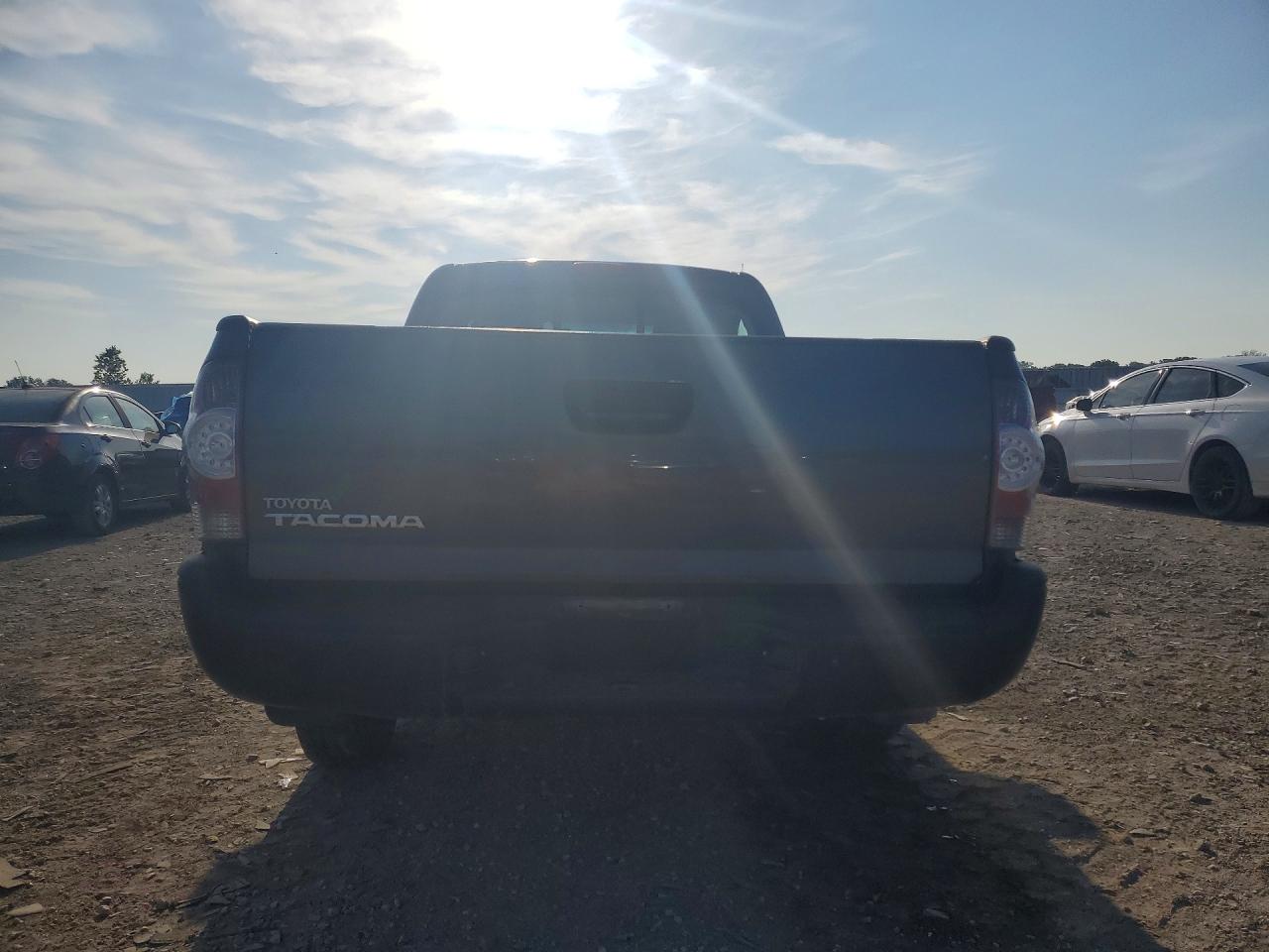 Toyota Tacoma Base