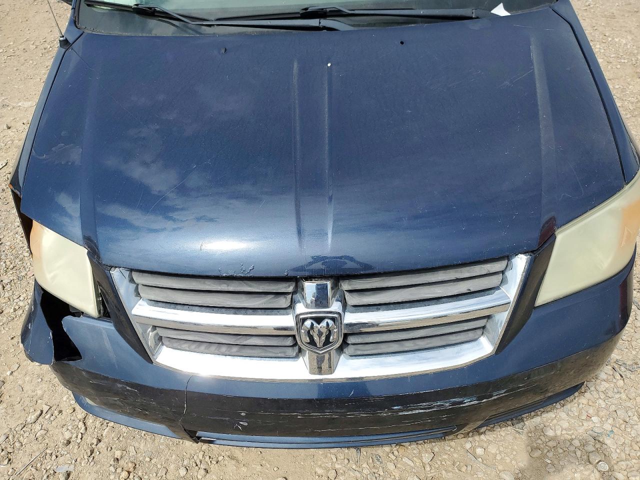 Dodge Caravan Sxt