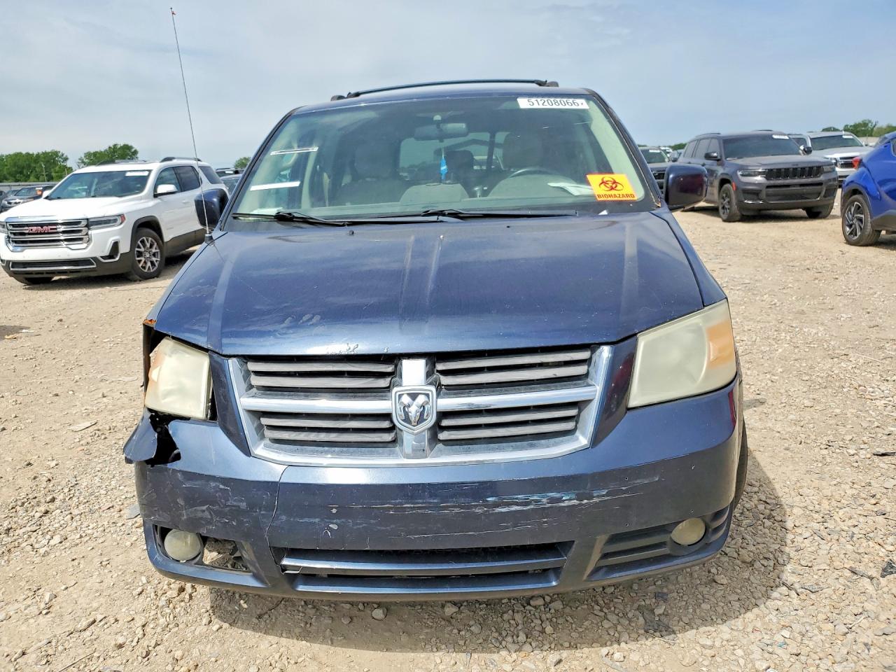 Dodge Caravan Sxt