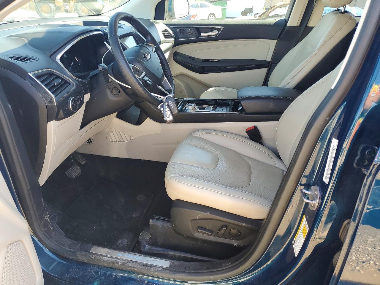 Ford Edge Titanium