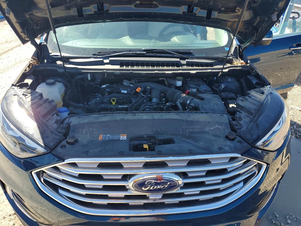 Ford Edge Titanium