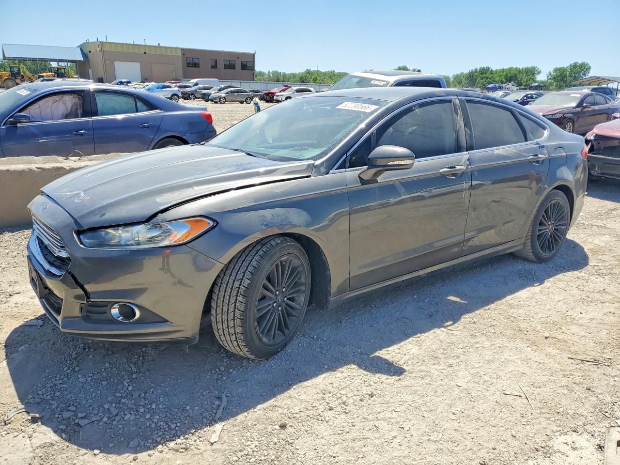 Salvage Ford Fusion Image