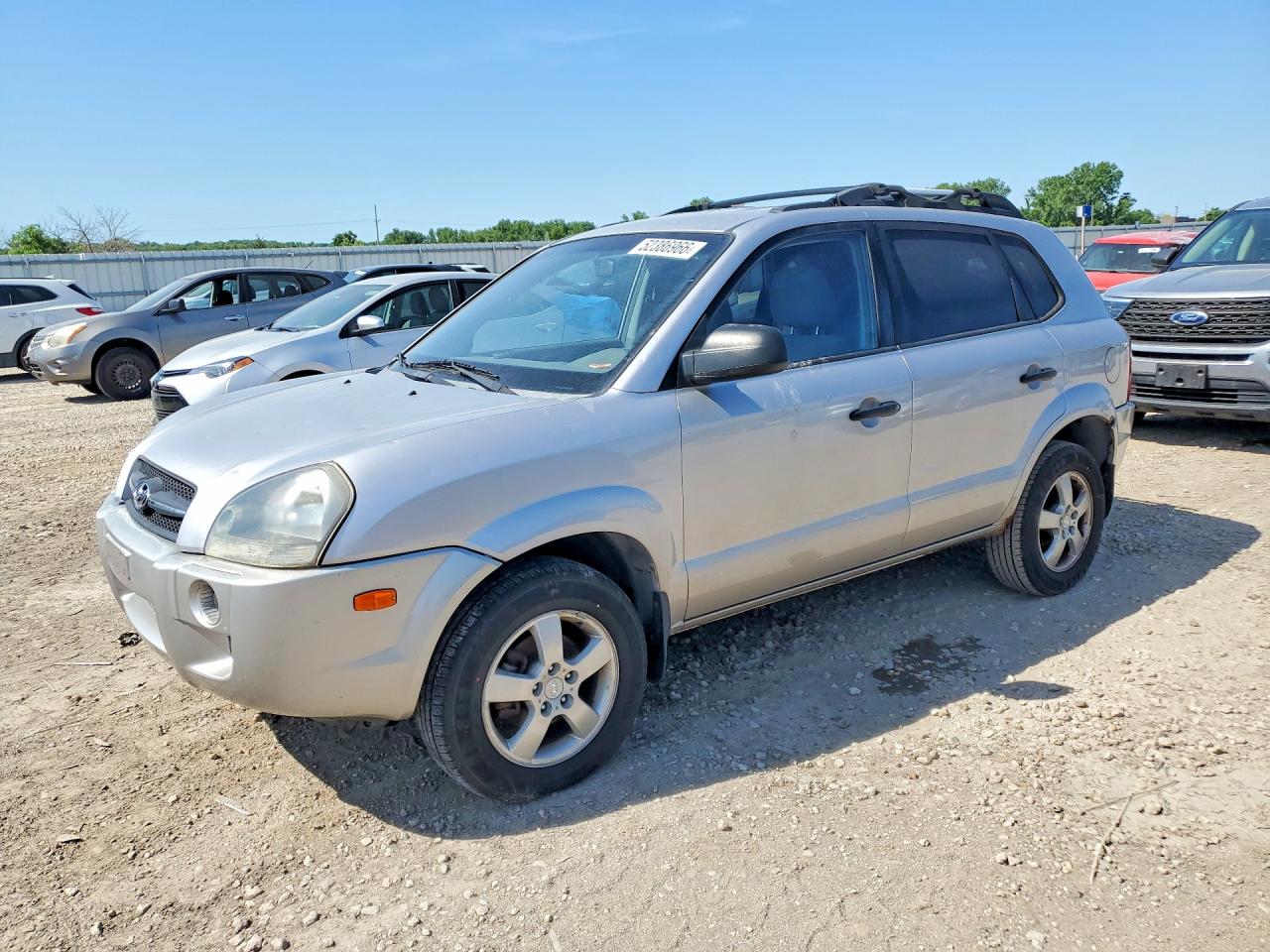 Salvage Hyundai TUCSON Image
