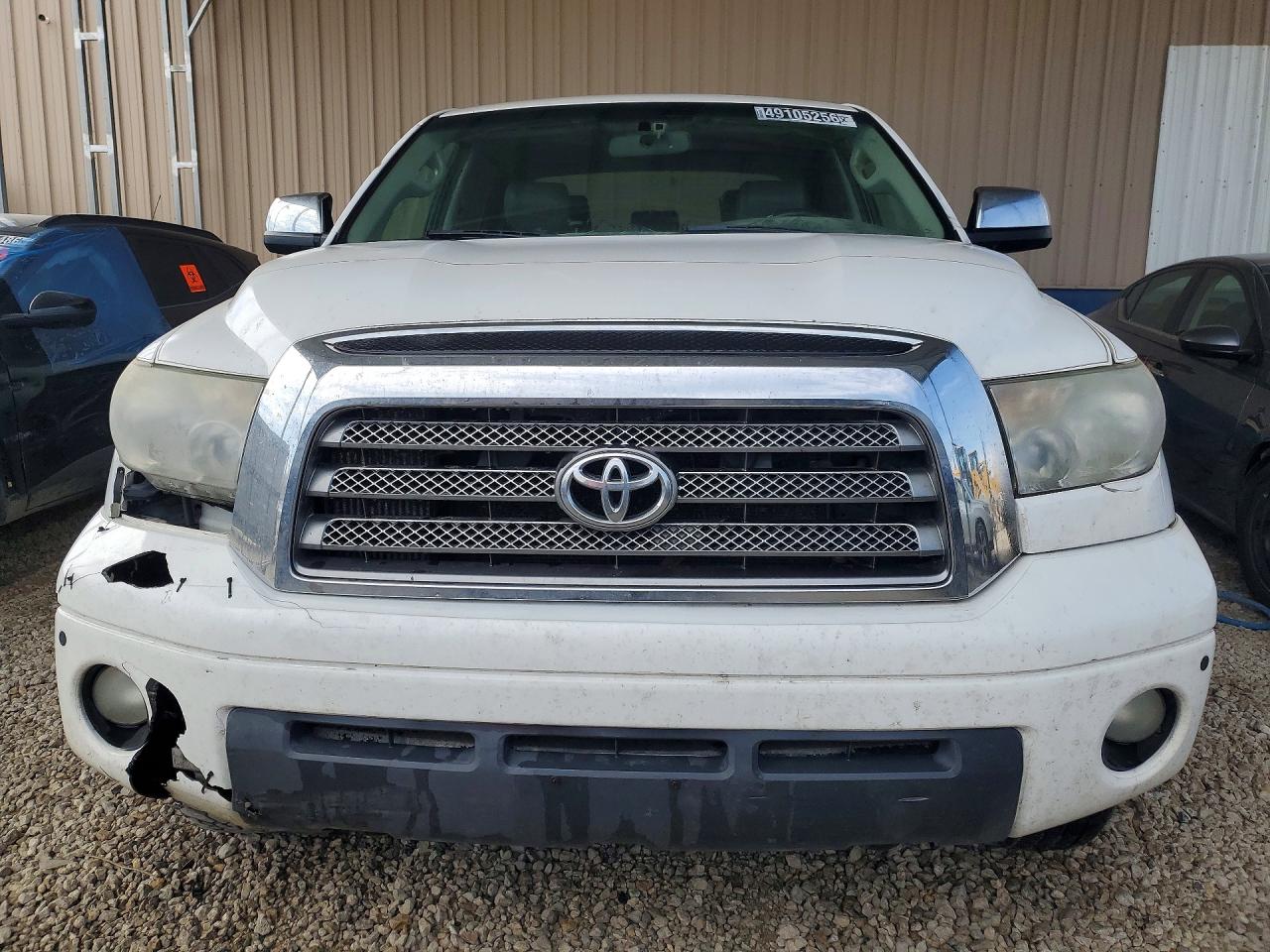 Toyota Tundra Limited