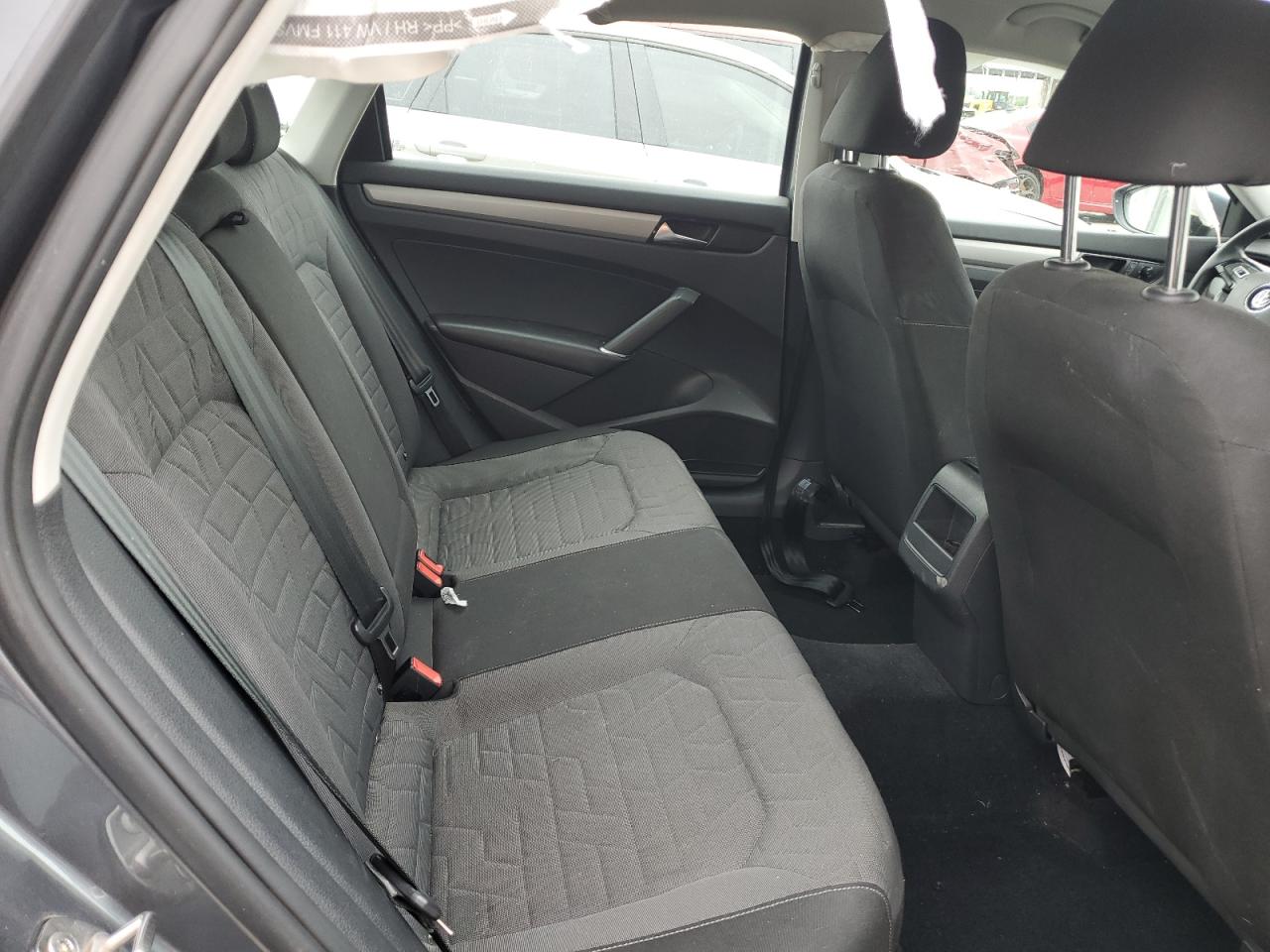 Volkswagen Passat S