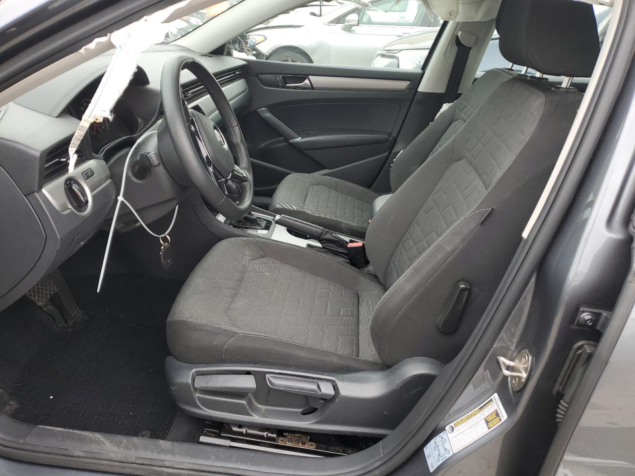 Volkswagen Passat S