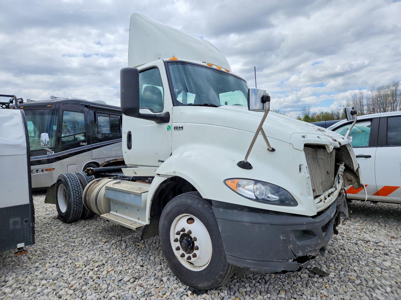 Salvage International Rh613 Image