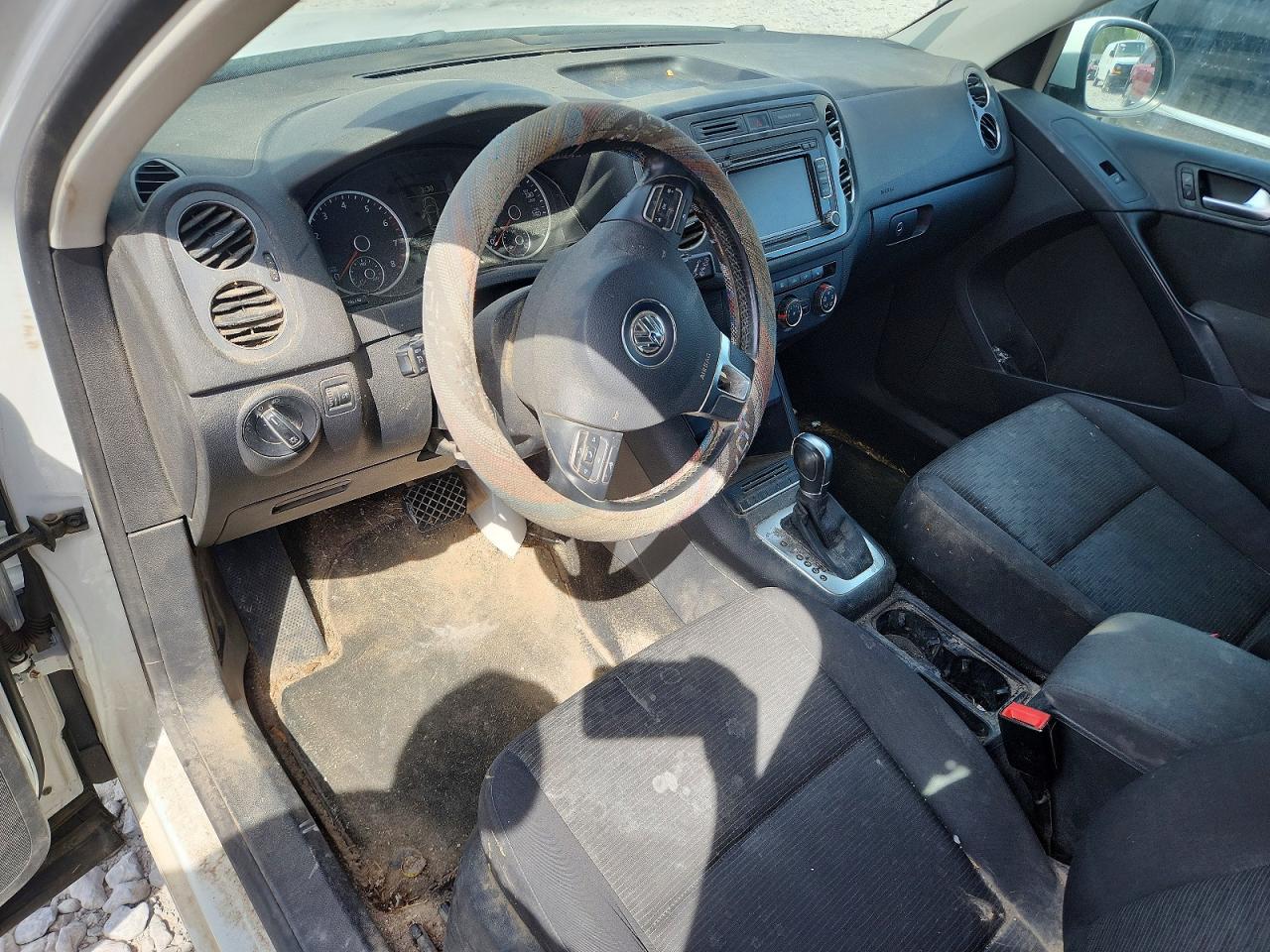 Volkswagen Tiguan S
