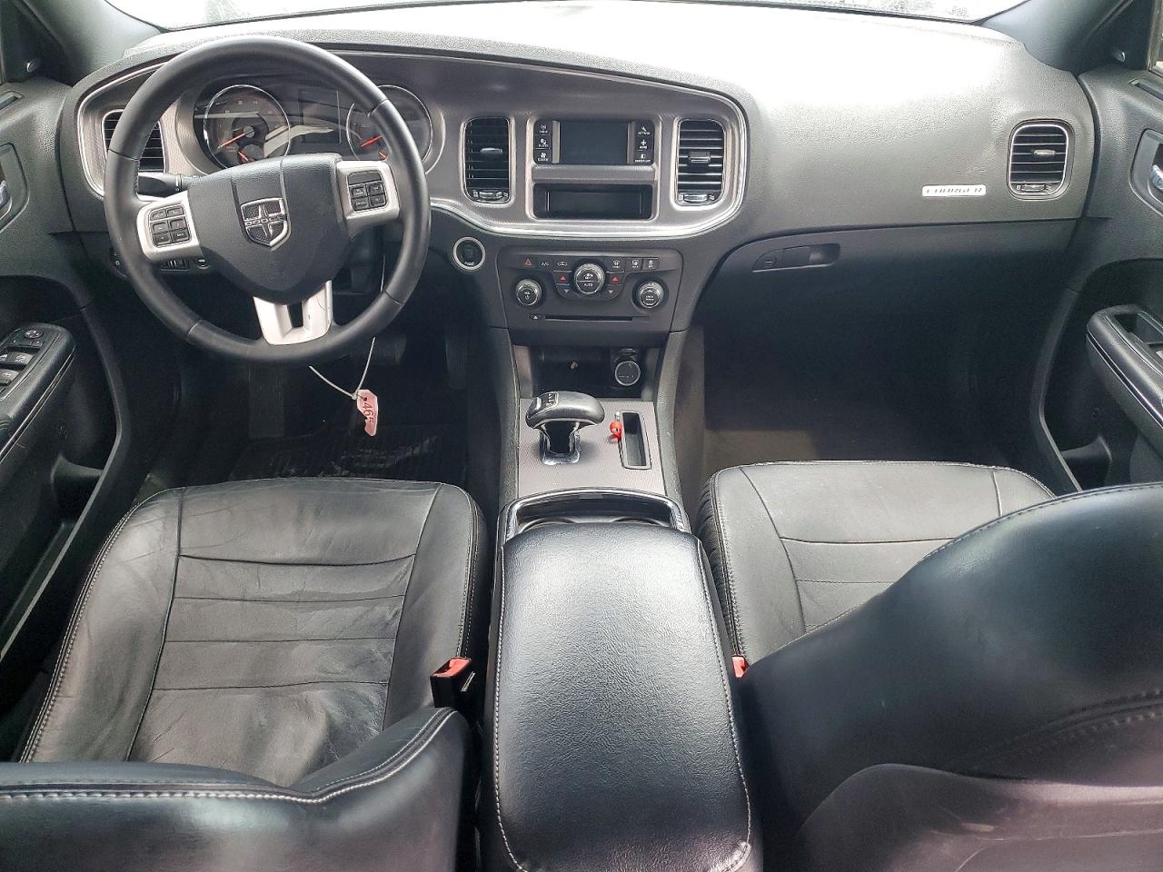 Dodge Charger Sxt